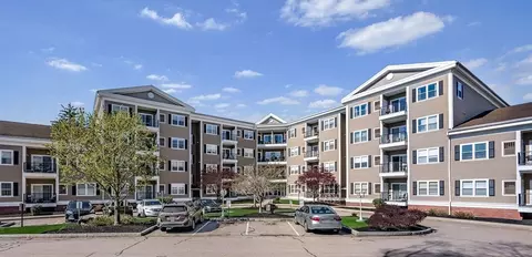 989 East St #106, Dedham, MA 02026