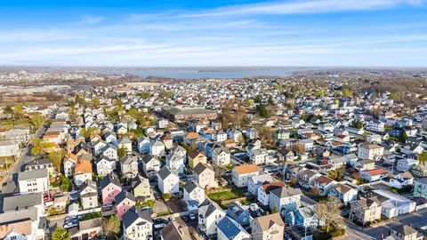 View/Area - 166 Mott St, Fall River, MA 02721 photo 1 of 1