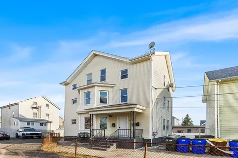 Exterior - 166 Mott St, Fall River, MA 02721 photo 3 of 5