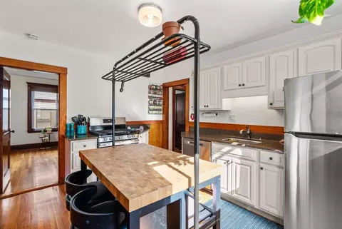 18 Saint Rose St #2, Boston, MA 02130
