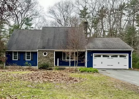34 Staples Shore Rd, Lakeville, MA 02347
