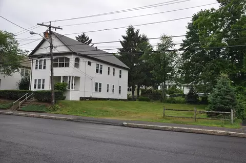 1097 W Boylston St, Worcester, MA 01606