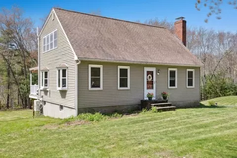 99 Depot Rd, Harvard, MA 01451