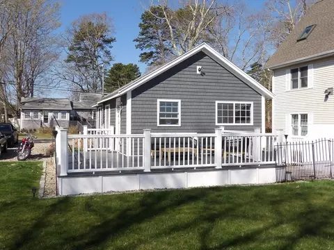 Exterior - 28 Osborne Ave, Wareham, MA 02576 photo 3 of 3