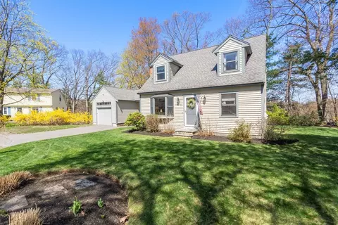 Exterior - 9 Davis Rd, Hudson, MA 01749 photo 2 of 8