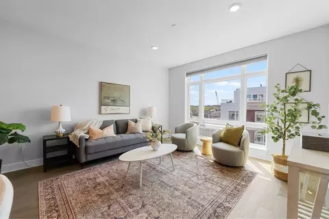 2 Cliveden St #504E, Quincy, MA 02169