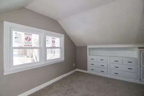 Bedroom - 511 Parker St, Springfield, MA 01129 photo 10 of 11