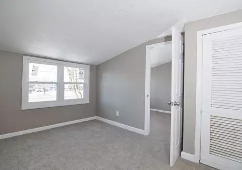 Bedroom - 511 Parker St, Springfield, MA 01129 photo 7 of 11