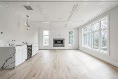 6 Back Shore Pl, Gloucester, MA 01930 photo 3