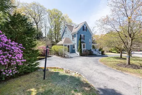 20 Maple Rd, Weston, MA 02493 photo 4