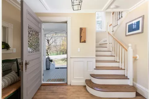 20 Maple Rd, Weston, MA 02493 photo 9