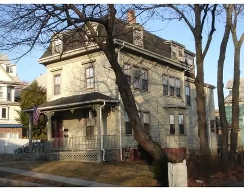 33 Franklin St, Chelsea, MA 02150