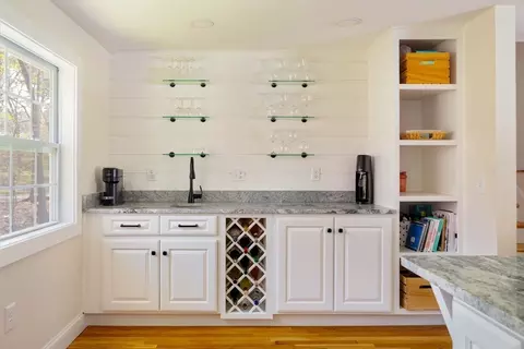 72 Wilmington Rd, Burlington, MA 01803 photo 9
