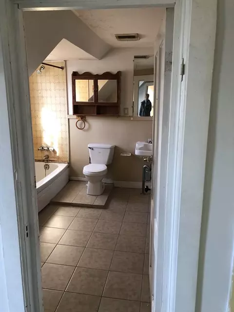 38 Palmer Ave, Springfield, MA 01108 photo 33