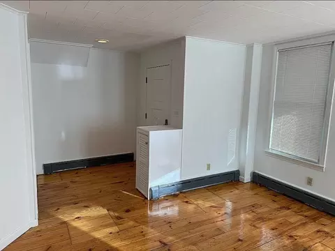 38 Palmer Ave, Springfield, MA 01108 photo 2