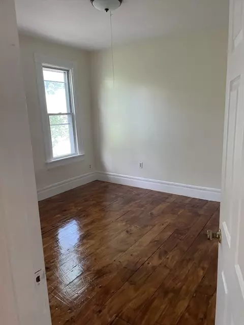 38 Palmer Ave, Springfield, MA 01108 photo 16