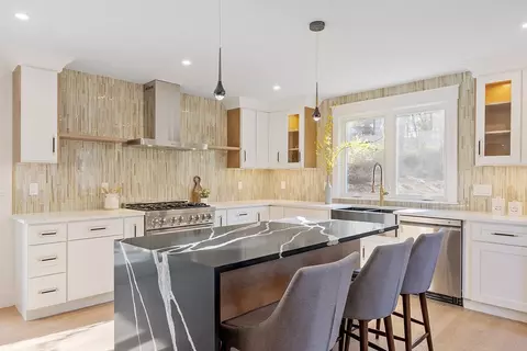 896 Main St, Reading, MA 01867 photo 39