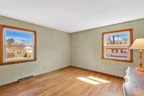1037 Parker St, Springfield, MA 01129 photo 26