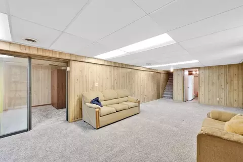 1037 Parker St, Springfield, MA 01129 photo 35