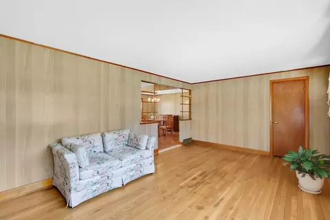 1037 Parker St, Springfield, MA 01129 photo 12