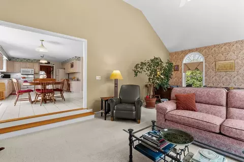 19 Bartlett Rd, Methuen, MA 01844 photo 8