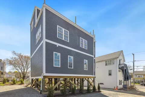 3 Agneous Ave, Revere, MA 02151