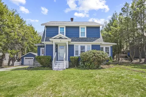 14 Holden St, Holden, MA 01520