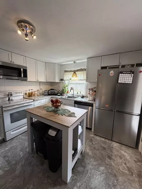 Kitchen - 87 Weaver Rd, Springfield, MA 01107 photo 3 of 3