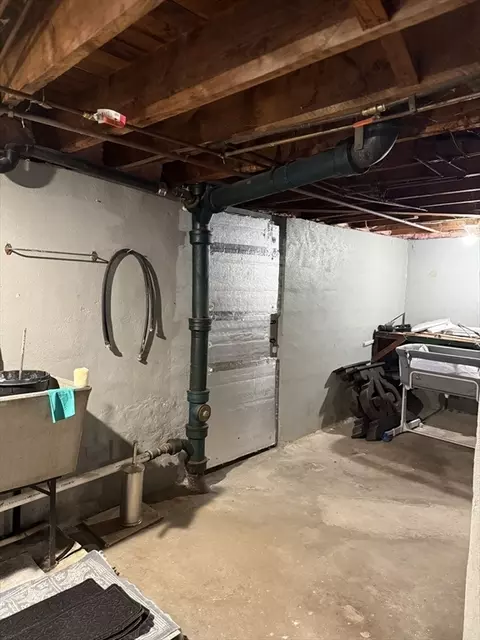 Other - 87 Weaver Rd, Springfield, MA 01107 photo 11 of 16