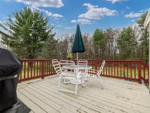 13 Independence Ln, Millis, MA 02054 photo 22