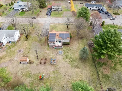 13 Independence Ln, Millis, MA 02054 photo 29