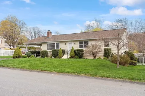 15 Stetson St, Leominster, MA 01453