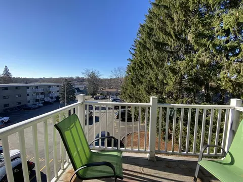 35 Hosmer St #18, Marlborough, MA 01752