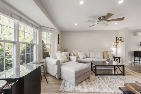 Living - 85 Key St #85, Millis, MA 02054 photo 2 of 3