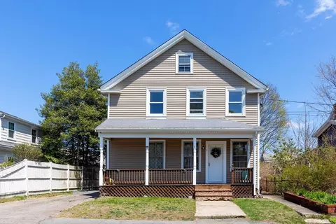 1 N Walnut St, Plymouth, MA 02360
