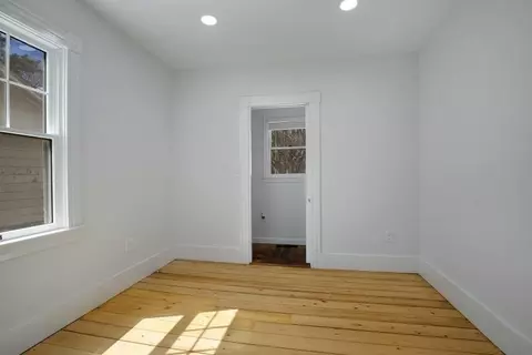 Bedroom - 39 Onset Ave, Buzzards Bay, MA 02532 photo 1 of 5
