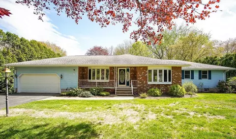 294 Brainerd St, South Hadley, MA 01075