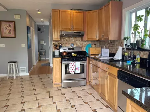 23 Thorndike St # -R, Everett, MA 02149 photo 36