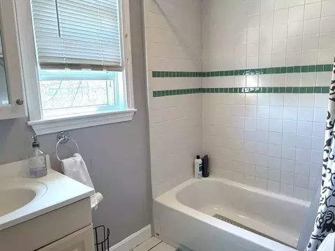 23 Thorndike St # -R, Everett, MA 02149 photo 18