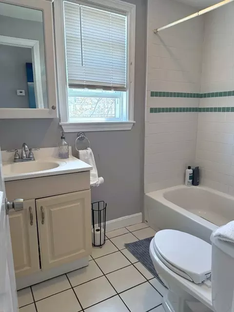23 Thorndike St # -R, Everett, MA 02149 photo 17