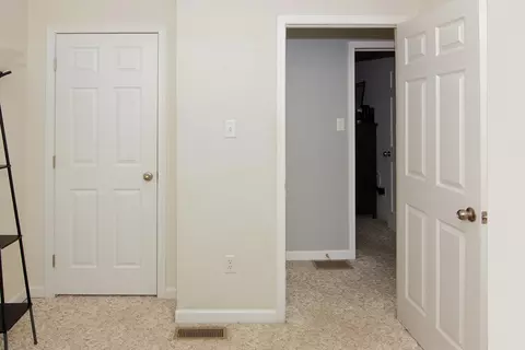 Bedroom - 51 Pinecrest Dr #51, Chicopee, MA 01020 photo 4 of 4