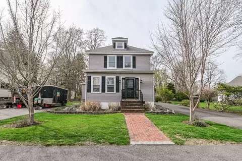 8 Rice St, Middleboro, MA 02346