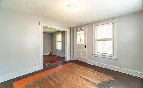 Living - 153 Ray St, Ludlow, MA 01056 photo 3 of 5