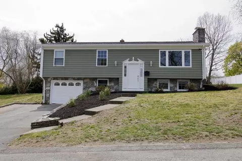 85 Forsyth Ave, Somerset, MA 02726