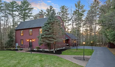 10 Azel Rd, Freetown, MA 02717