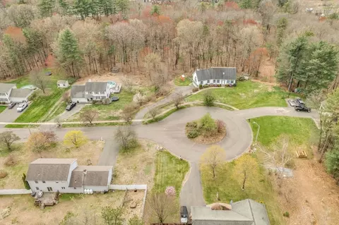 30 Cara Ln, Westfield, MA 01085