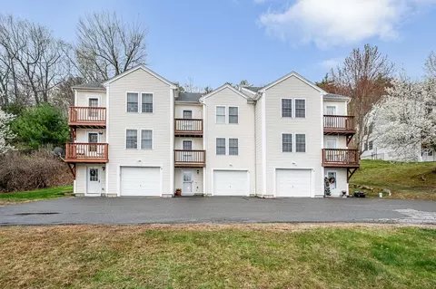 22 W Meadow Estates Dr #22, Townsend, MA 01474