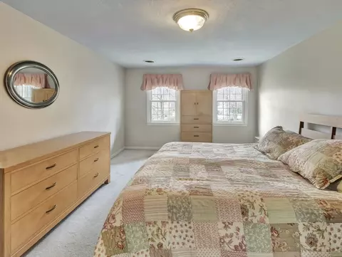 40 Deer Path Ln, Mansfield, MA 02048 photo 26