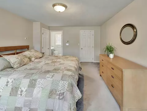 40 Deer Path Ln, Mansfield, MA 02048 photo 27