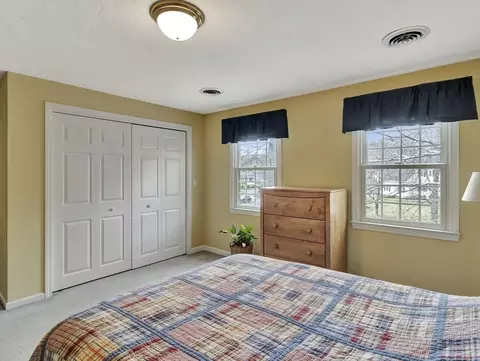 40 Deer Path Ln, Mansfield, MA 02048 photo 33